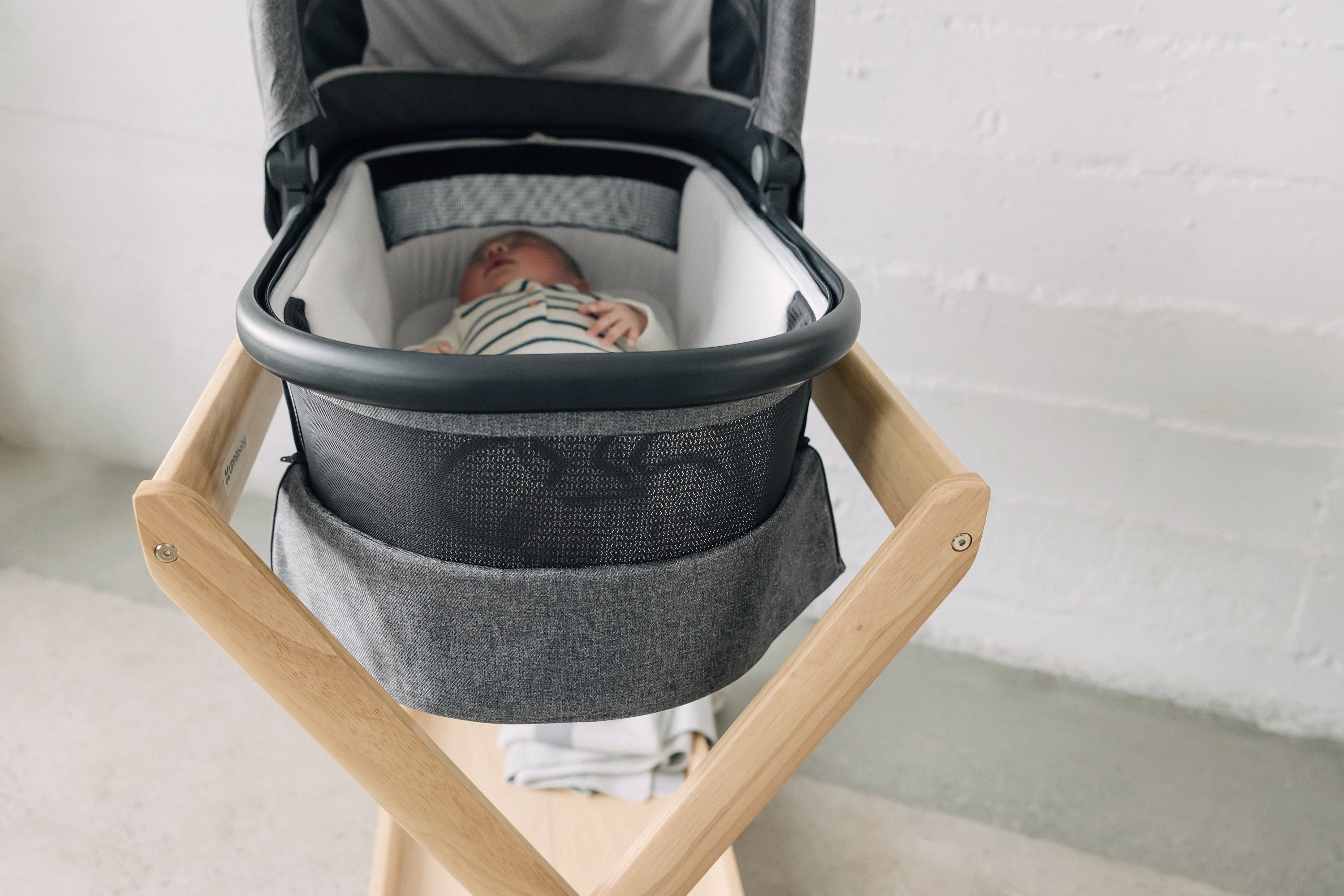 UPPAbaby Bassinet Stand 2024