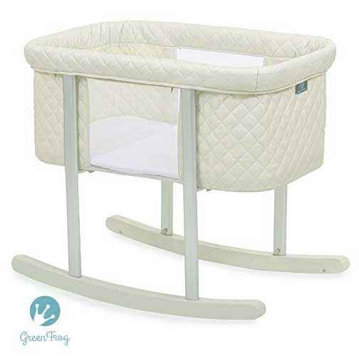 Green Frog Bassinet: Lily Pod Portable Baby Bassinet