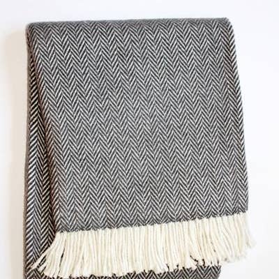 ASI Herringbone Plush Throw