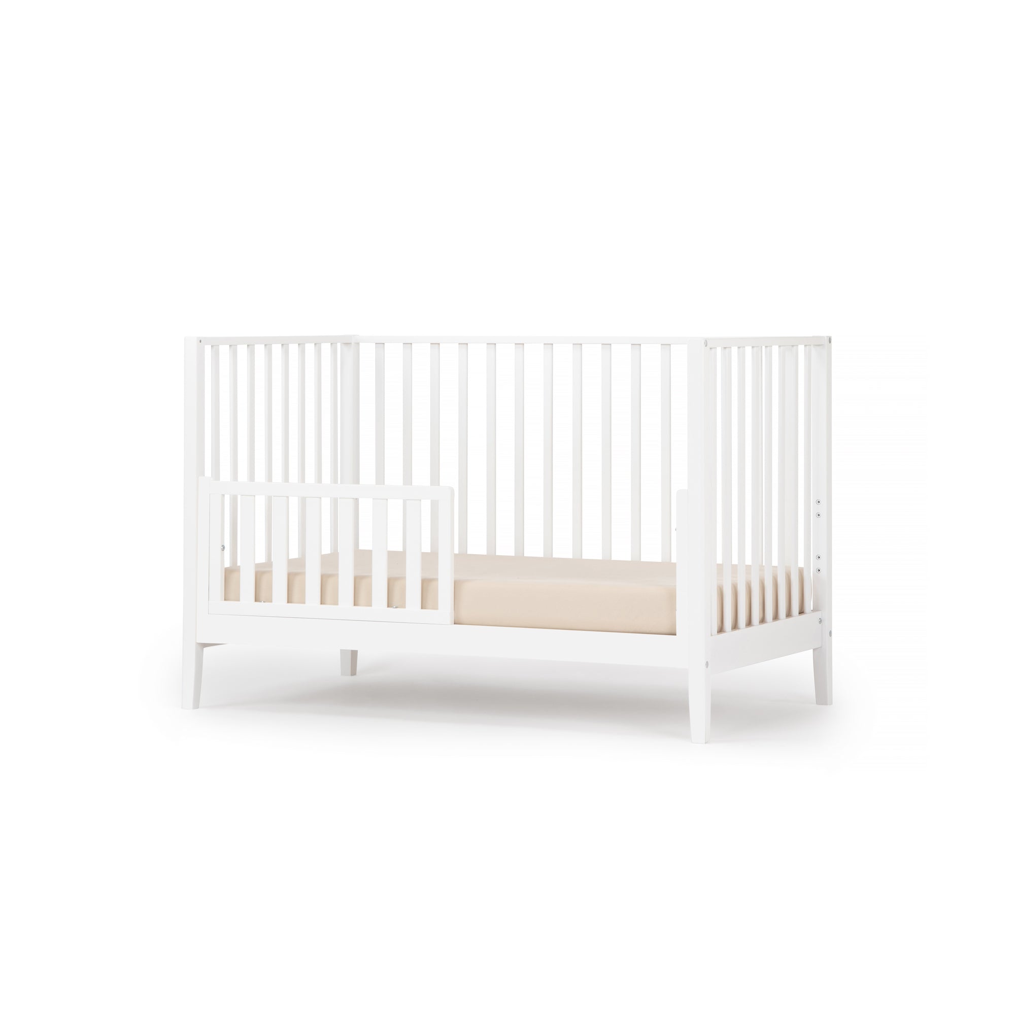 dadada LaLa 3-in-1 Convertible Crib