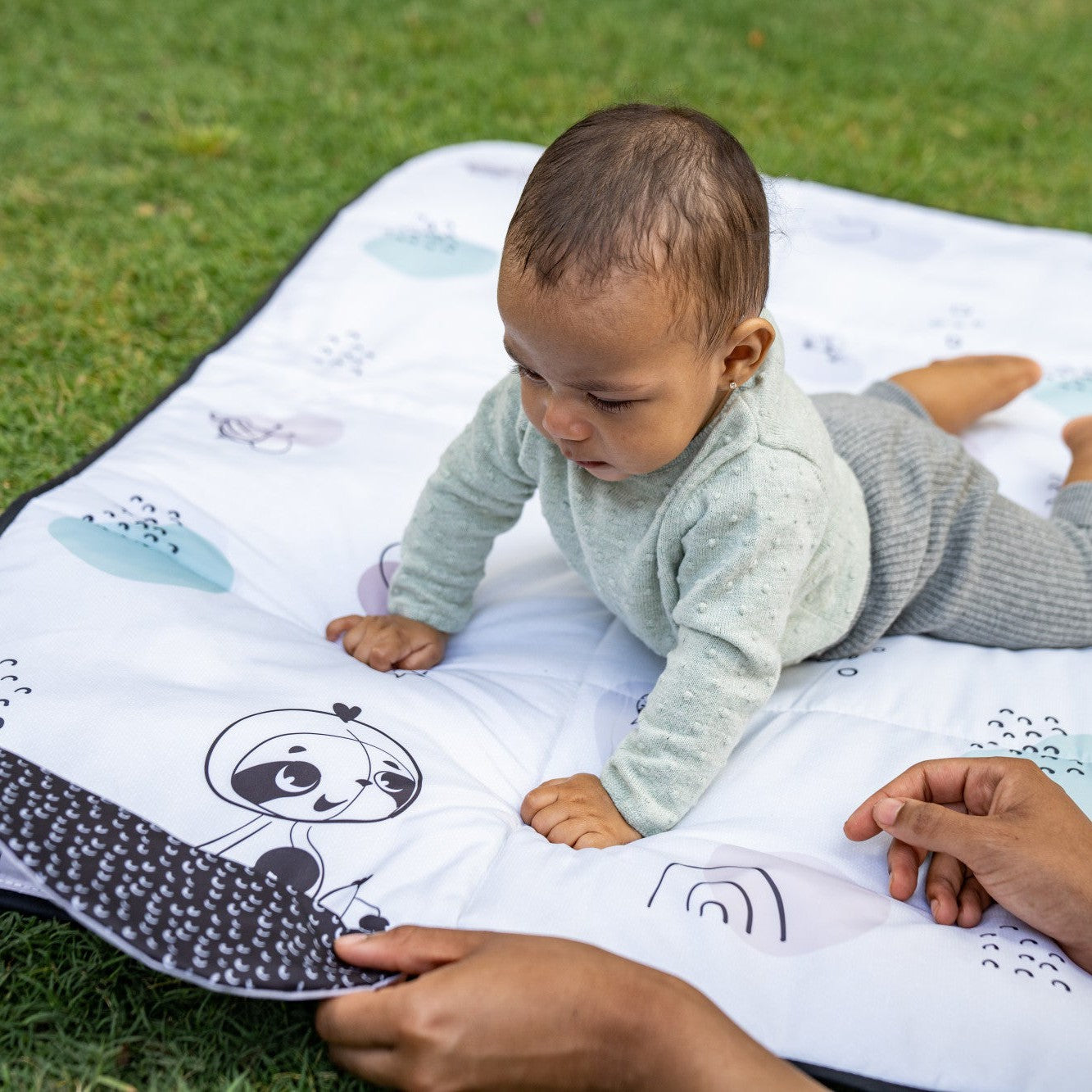 Tiny Love Black & White XL Outdoor Mat