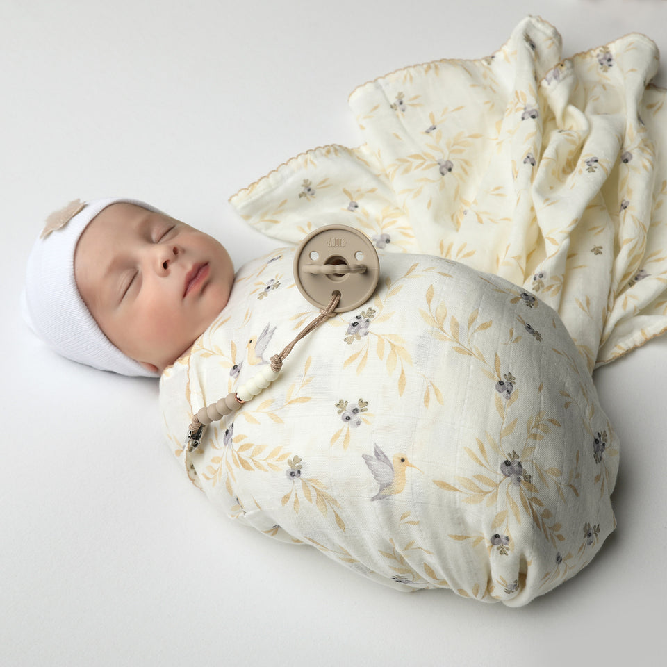 Adora Organic Cotton Muslin Swaddle + Cloth Set