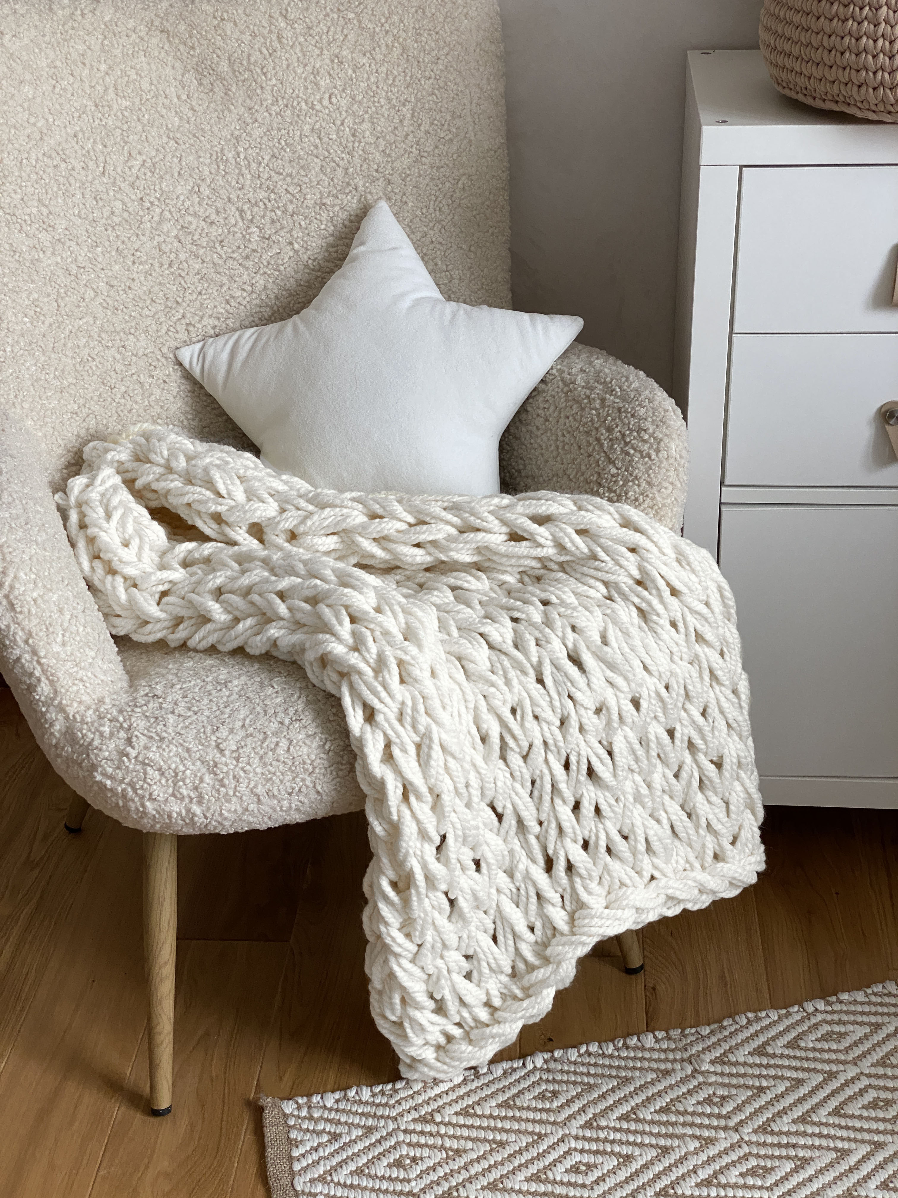 Anzy Home Chunky Knit Baby Blanket