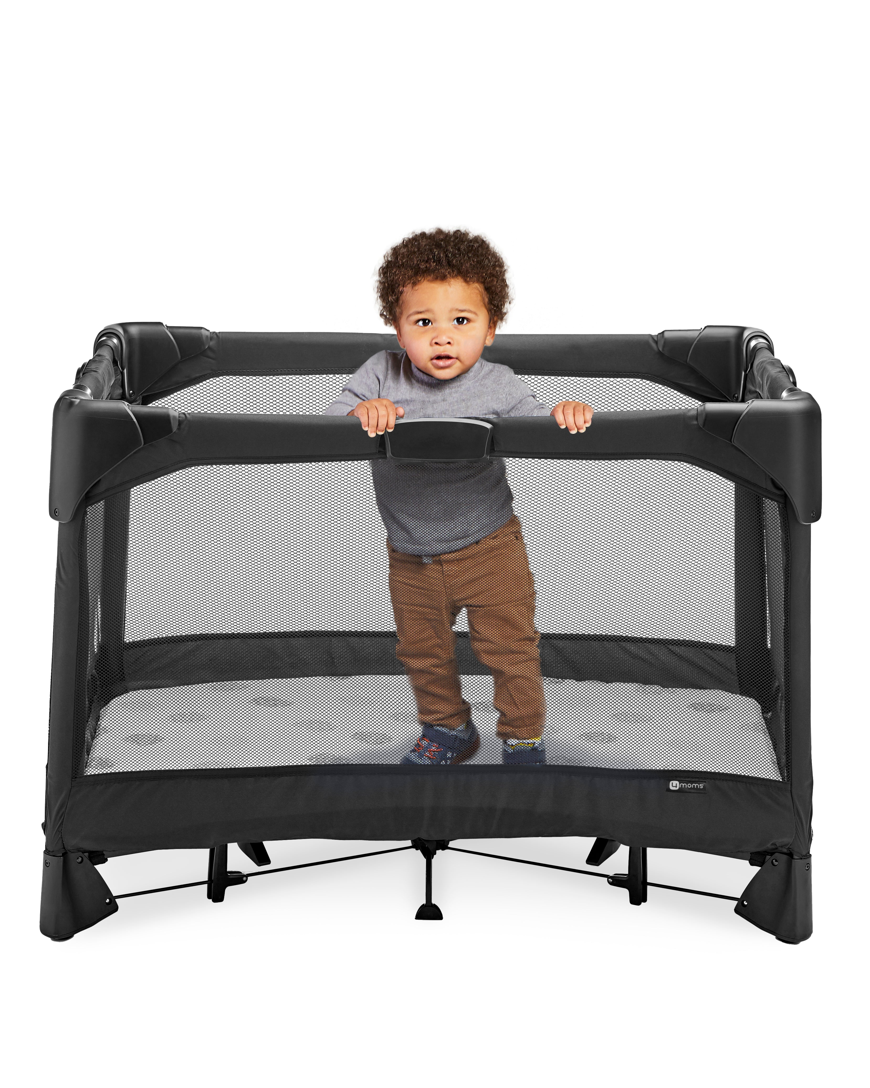 4moms breeze plus portable playard with removable bassinet and changing station deals