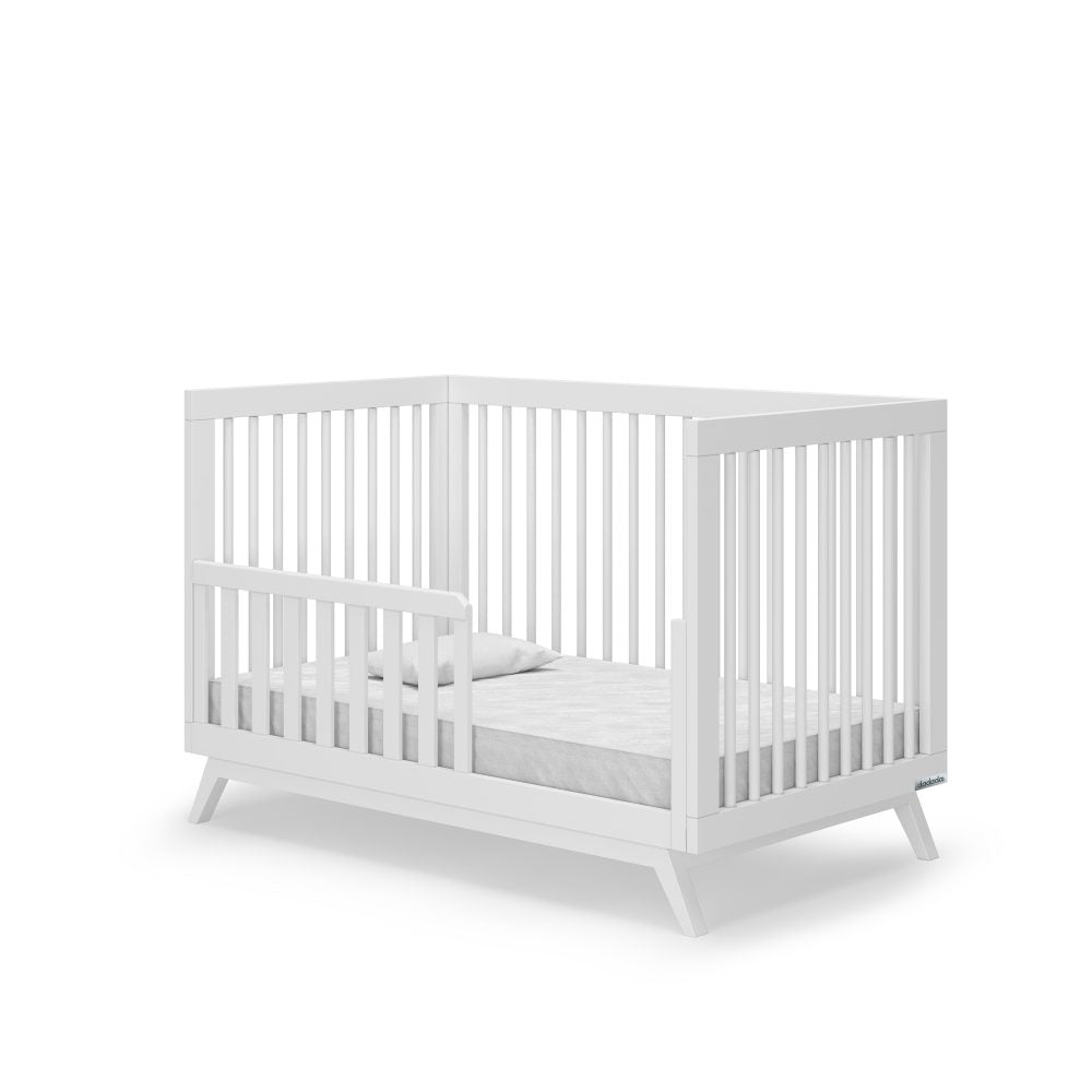 dadada Soho 3-in-1 Convertible Crib