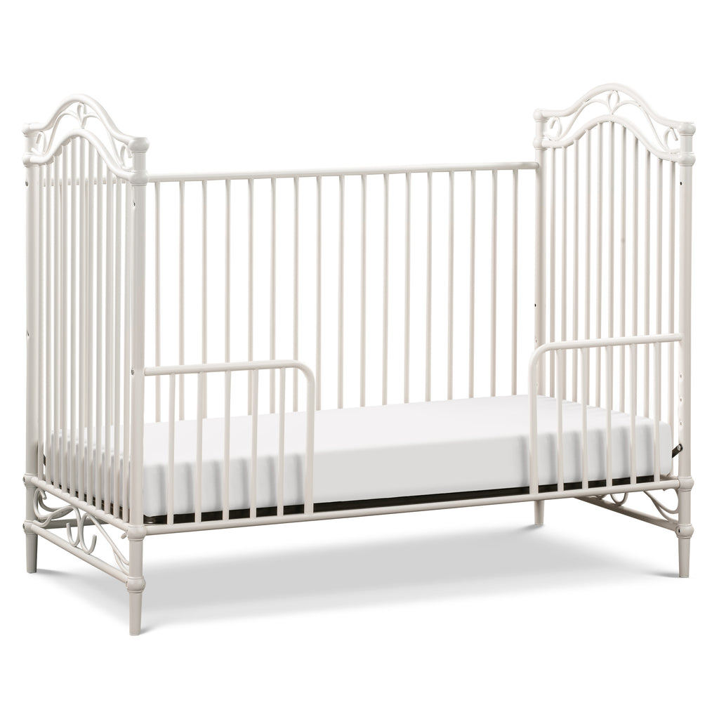 Million Dollar Baby Camellia 3-In-1 Convertible Crib