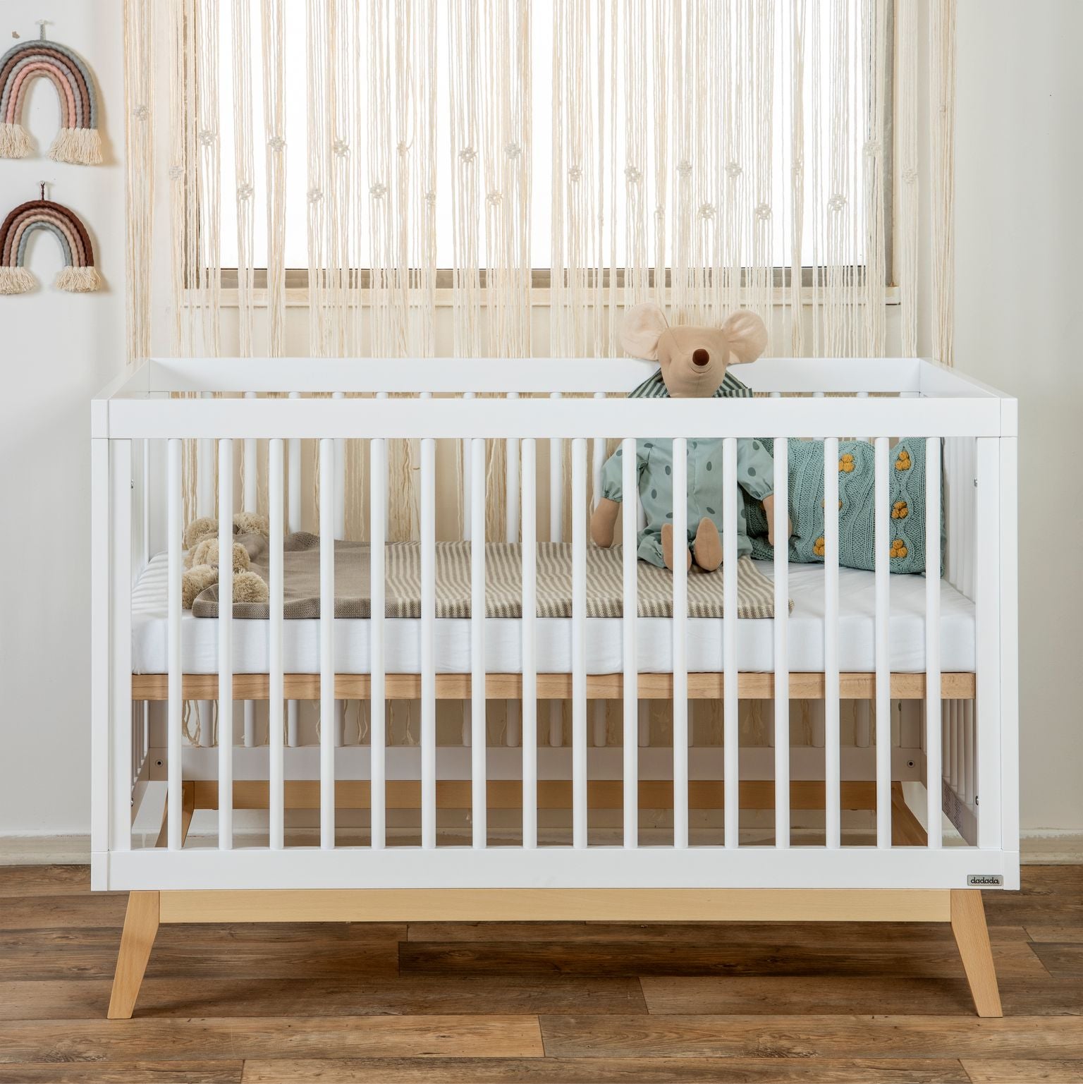 dadada Soho 3-in-1 Convertible Crib